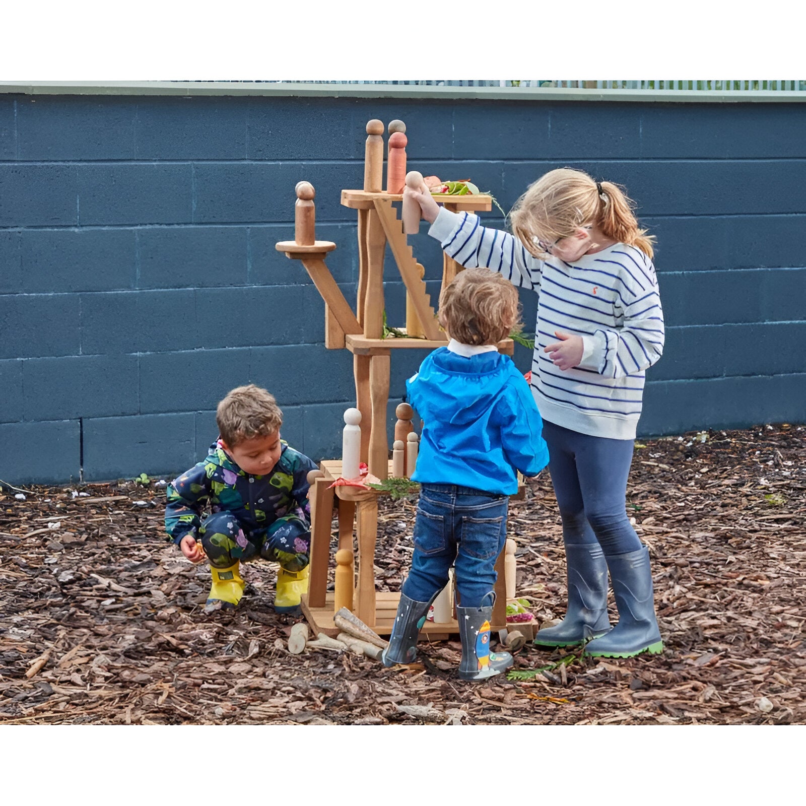 Enchanted Dwelling (Indoor/Outdoor) - Dolls Houses