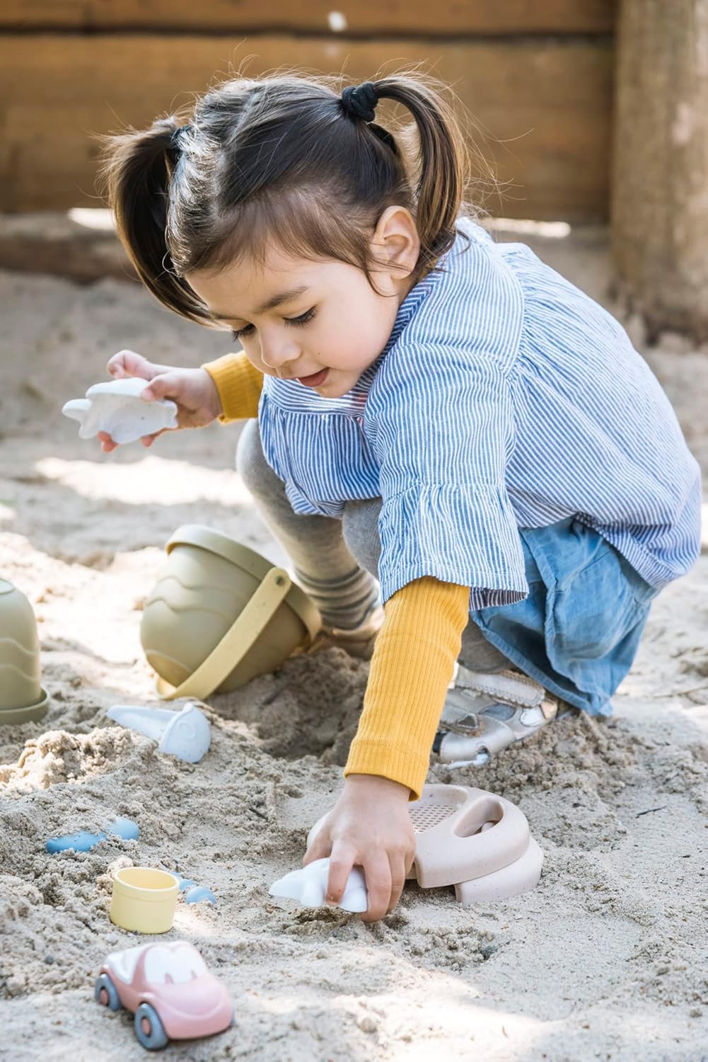 Eco Plastic Sand and Water Set - 43 Pieces - Sand and water toy